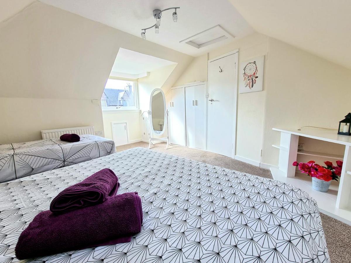 Three Bed Holiday Home In Inverness Eksteriør billede